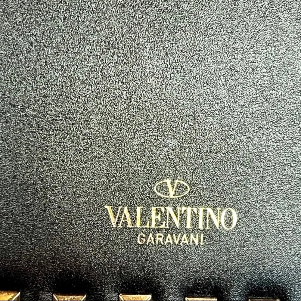 VALENTINO GARAVANI NWT BLACK LEATHER ROCK STAR GOLD STUDDED SHOULDER BAG - Picture 2 of 14